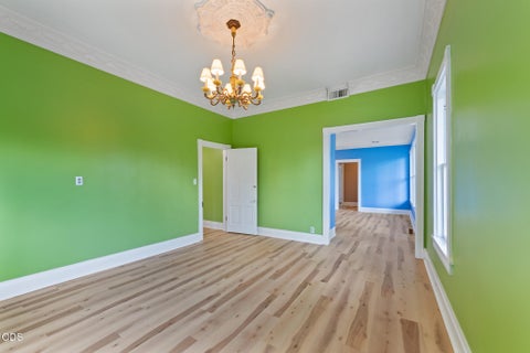 Tiny photo for 540 E California Street, Jacksonville, OR 97530 (MLS # 220227457)