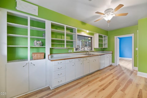 Tiny photo for 540 E California Street, Jacksonville, OR 97530 (MLS # 220227457)