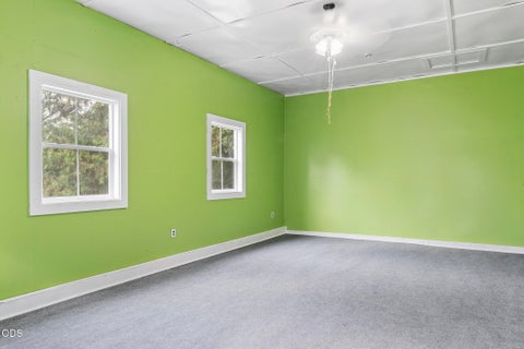 Tiny photo for 540 E California Street, Jacksonville, OR 97530 (MLS # 220227457)
