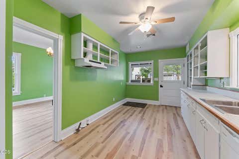 Tiny photo for 540 E California Street, Jacksonville, OR 97530 (MLS # 220227457)
