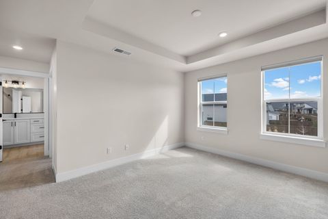 Tiny photo for 3831 NE Tellus Drive, Bend, OR 97701 (MLS # 220217369)