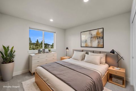 Tiny photo for 3831 NE Tellus Drive, Bend, OR 97701 (MLS # 220217369)