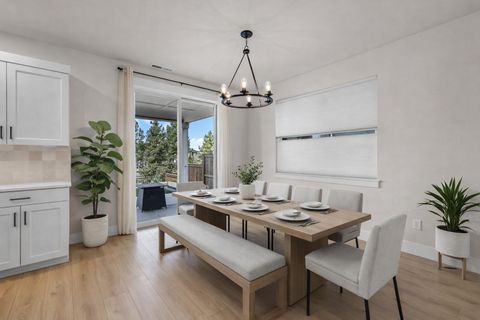 Tiny photo for 3831 NE Tellus Drive, Bend, OR 97701 (MLS # 220217369)