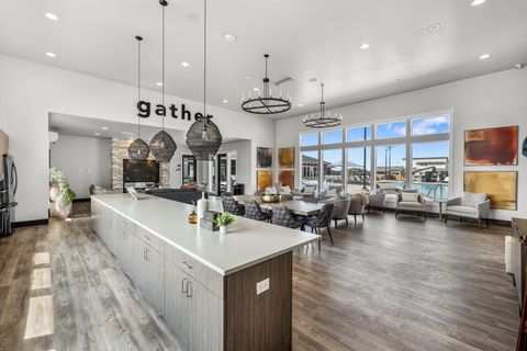 Tiny photo for 3831 NE Tellus Drive, Bend, OR 97701 (MLS # 220217369)