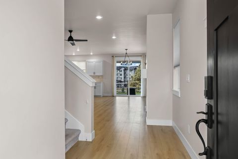 Tiny photo for 3831 NE Tellus Drive, Bend, OR 97701 (MLS # 220217369)