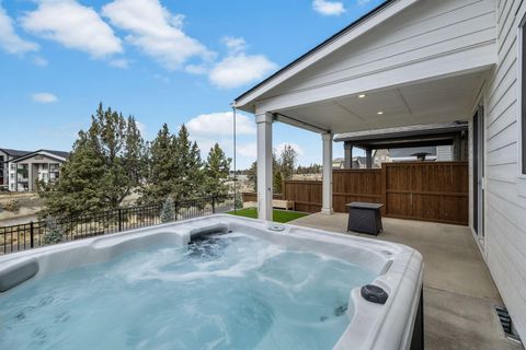 Tiny photo for 3831 NE Tellus Drive, Bend, OR 97701 (MLS # 220217369)