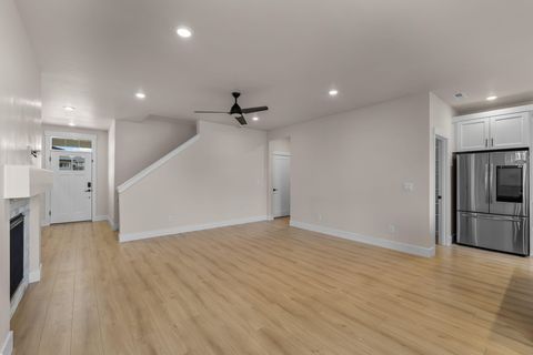 Tiny photo for 3831 NE Tellus Drive, Bend, OR 97701 (MLS # 220217369)