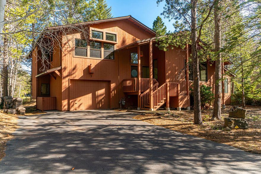 The perfect Sunriver home! Centrally located on the 14th Fairway of the Meadows Golf Course affording great views and natural privacy.
This 2320 square foot home is comfortable, functional, clean and liveable. There is space for everyone! Open and inviting with soaring ceilings and great energy. 
Gracious kitchen with great room opening to the incredible outdoor deck.
Two bedrooms upstairs with two baths and laundry.  Spacious sunroom on the opposite side of the home and a downstairs bunk room with ping pong, full bath and a sauna!
Ample storage hideaways and tandem garage with golf cart exit.
Many systems have been upgraded and/or replaced including central air conditioning and humidifier, and home has been immaculately cared for.
Fantastic culdesac of well cared for homes and just a short distance to Sharc and amenities!
Start making memories now.