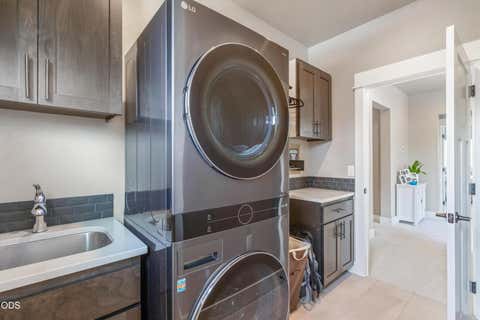 Tiny photo for 63315 Wrangler Place, Bend, OR 97703 (MLS # 220224142)