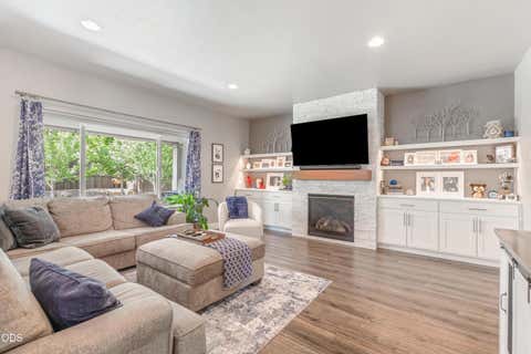 Tiny photo for 63315 Wrangler Place, Bend, OR 97703 (MLS # 220224142)
