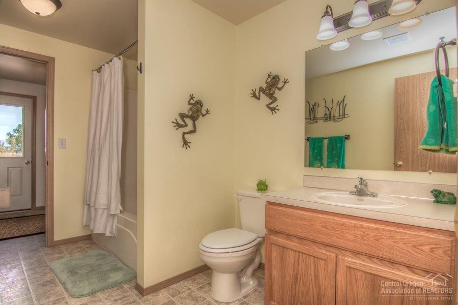 Twin Lakes Ranch - Residential