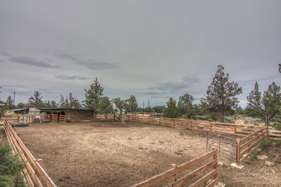 Twin Lakes Ranch - Residential