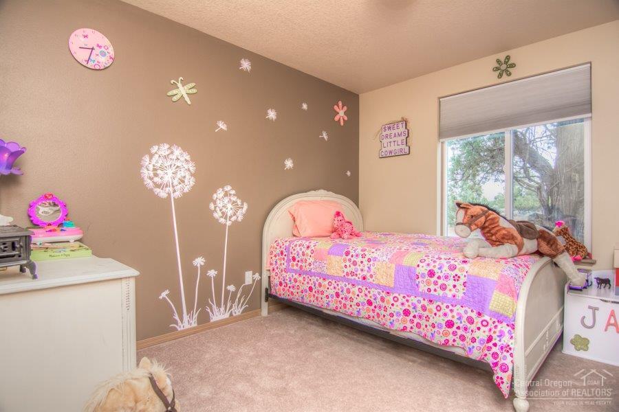 Twin Lakes Ranch - Residential