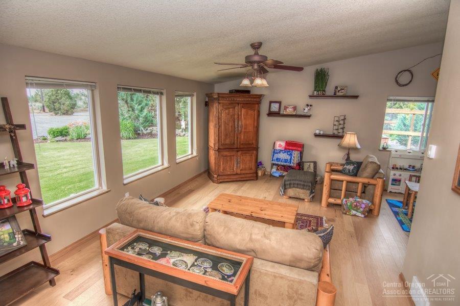 Twin Lakes Ranch - Residential