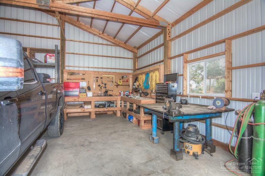 Twin Lakes Ranch - Residential