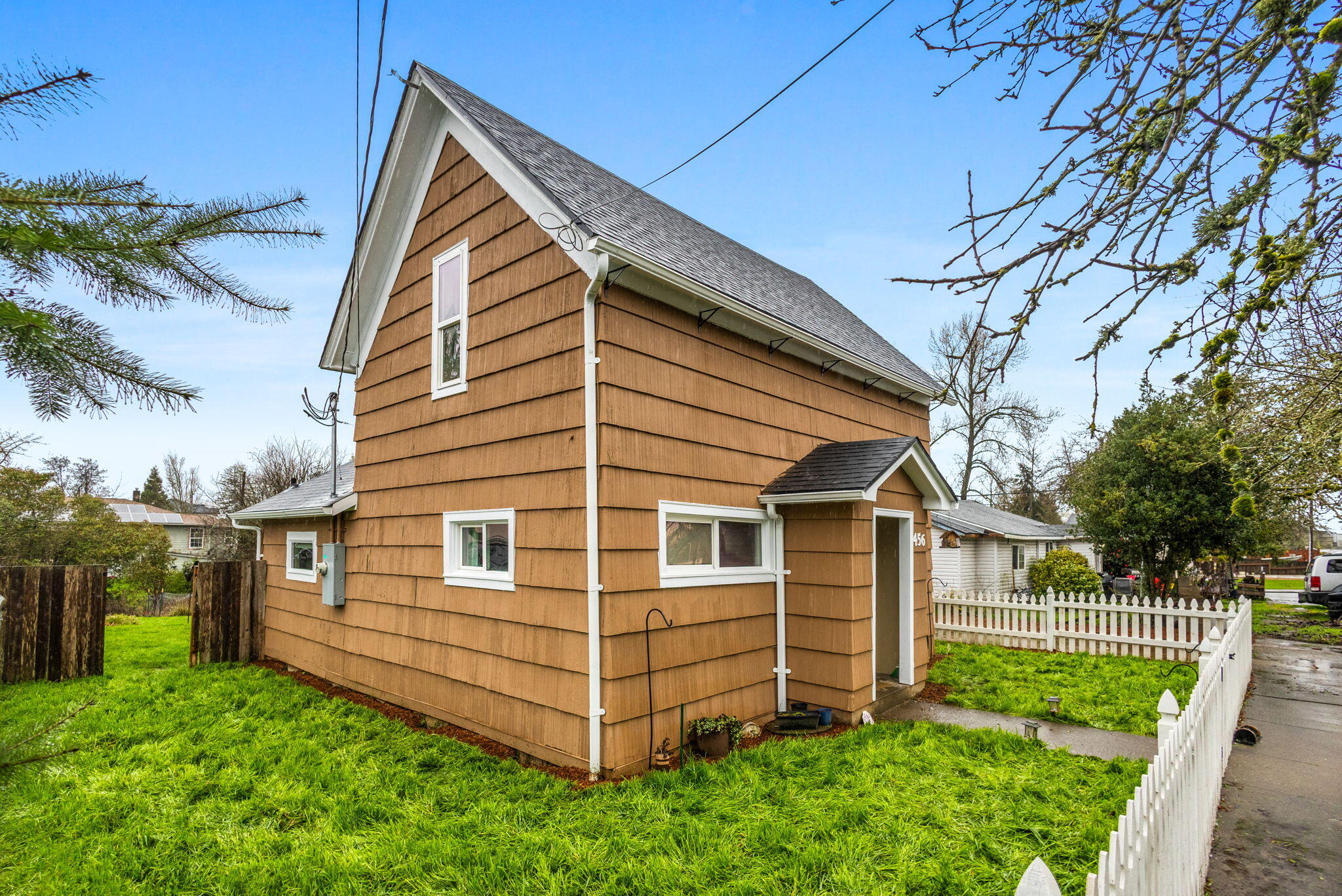 456 N Log Cabin Street