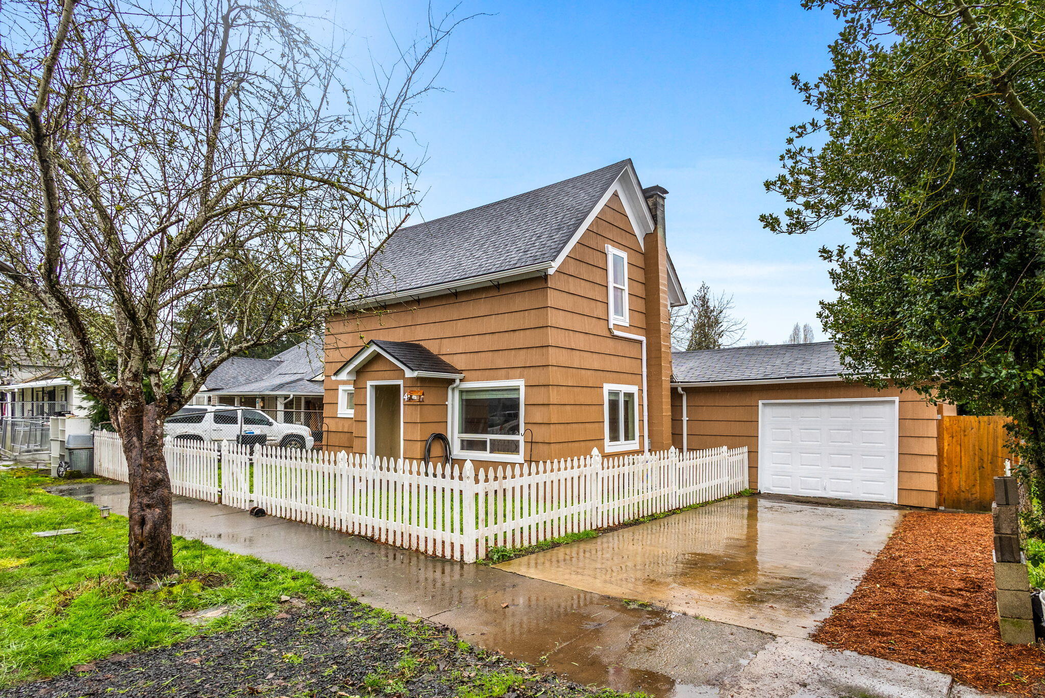 456 N Log Cabin Street