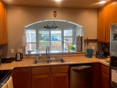 Tiny photo for 308 Live Oak Loop, Central Point, OR 97502 (MLS # 220223427)