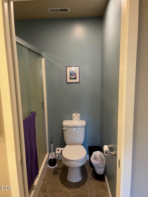 Tiny photo for 308 Live Oak Loop, Central Point, OR 97502 (MLS # 220223427)