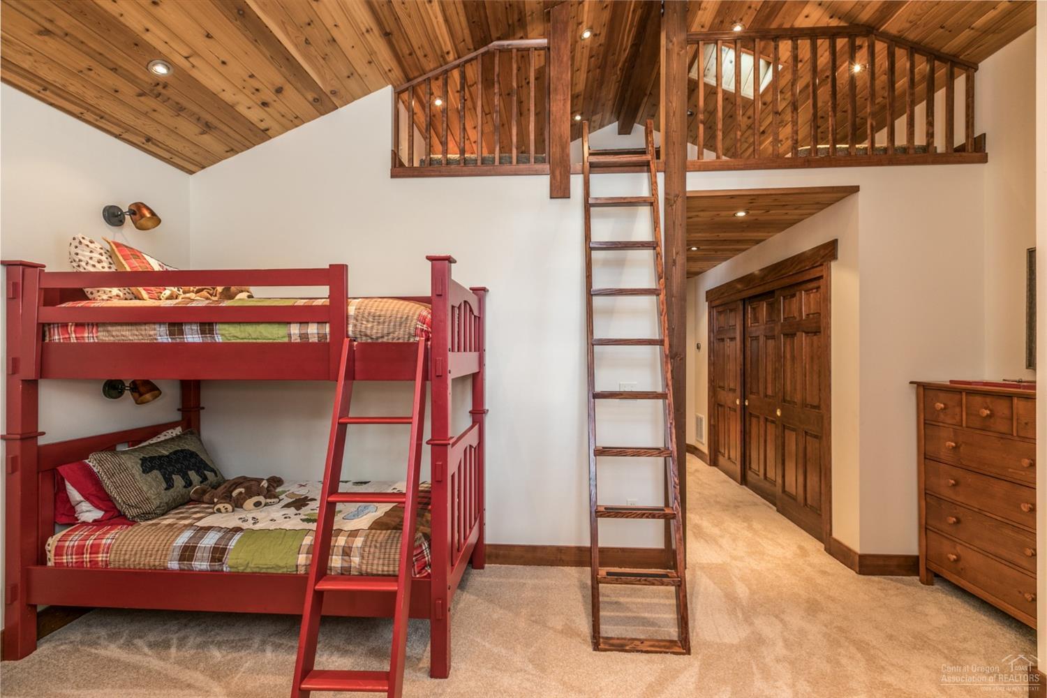 Mtn Village West - Residential