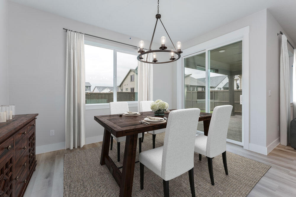 61209 NE Snow Owl Street