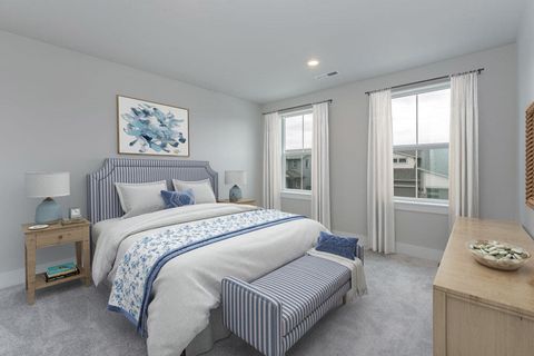 Tiny photo for 61209 NE Snow Owl Street, Bend, OR 97701 (MLS # 220216692)