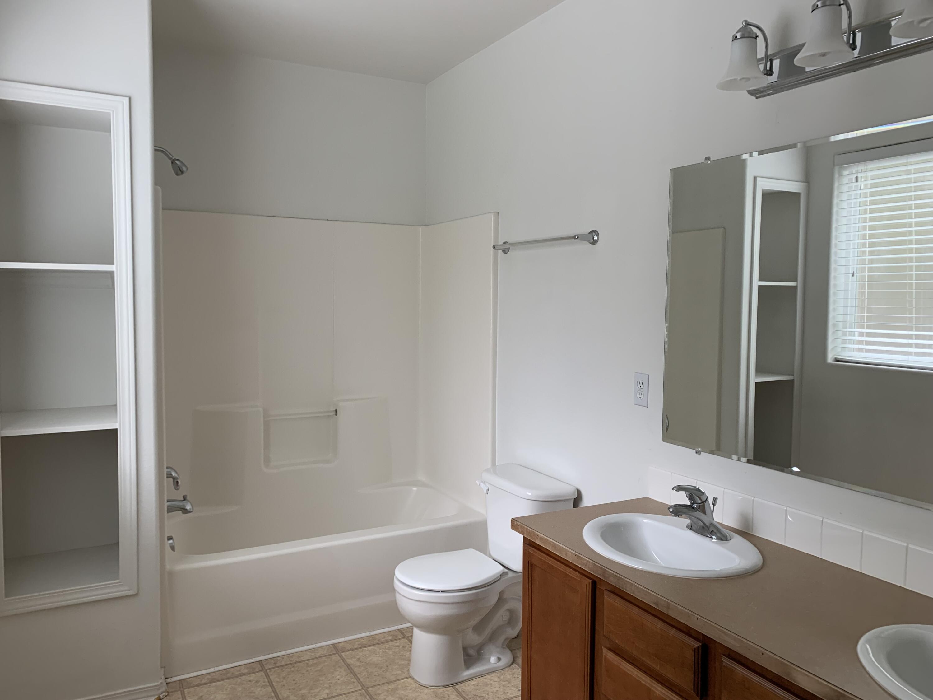 Deschutes River Cros - Residential