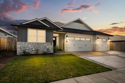 Tiny photo for 2820 Caldera Lane, Medford, OR 97504 (MLS # 220217045)