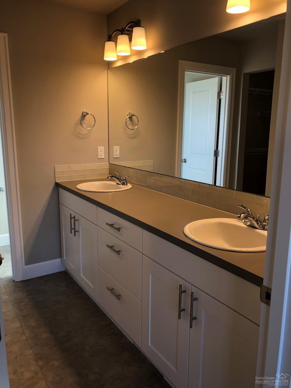 Brooktree - Residential