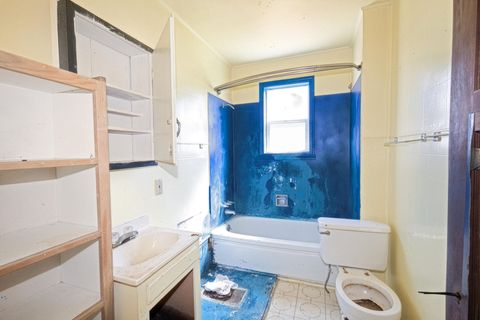 Tiny photo for 5525 Caves Highway, Cave Junction, OR 97523 (MLS # 220220241)
