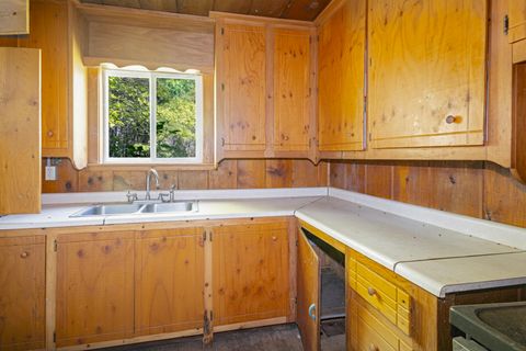 Tiny photo for 5525 Caves Highway, Cave Junction, OR 97523 (MLS # 220220241)