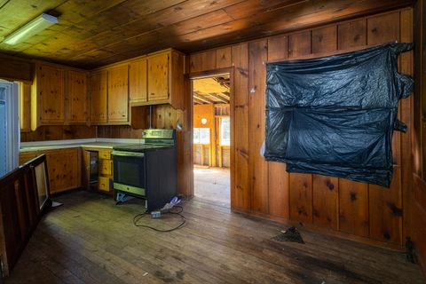Tiny photo for 5525 Caves Highway, Cave Junction, OR 97523 (MLS # 220220241)