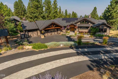 Tiny photo for 1624 NW Overlook Drive, Bend, OR 97703 (MLS # 220227078)