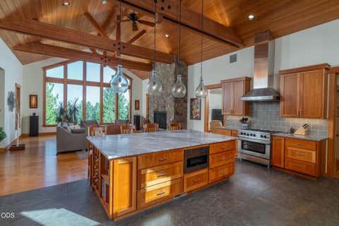 Tiny photo for 1624 NW Overlook Drive, Bend, OR 97703 (MLS # 220227078)