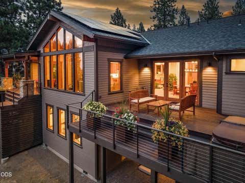 Tiny photo for 1624 NW Overlook Drive, Bend, OR 97703 (MLS # 220227078)
