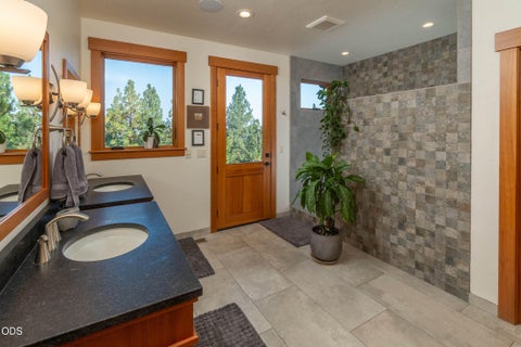 Tiny photo for 1624 NW Overlook Drive, Bend, OR 97703 (MLS # 220227078)