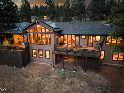 Tiny photo for 1624 NW Overlook Drive, Bend, OR 97703 (MLS # 220227078)