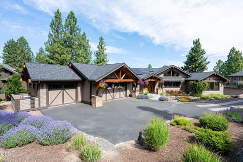 Tiny photo for 1624 NW Overlook Drive, Bend, OR 97703 (MLS # 220227078)