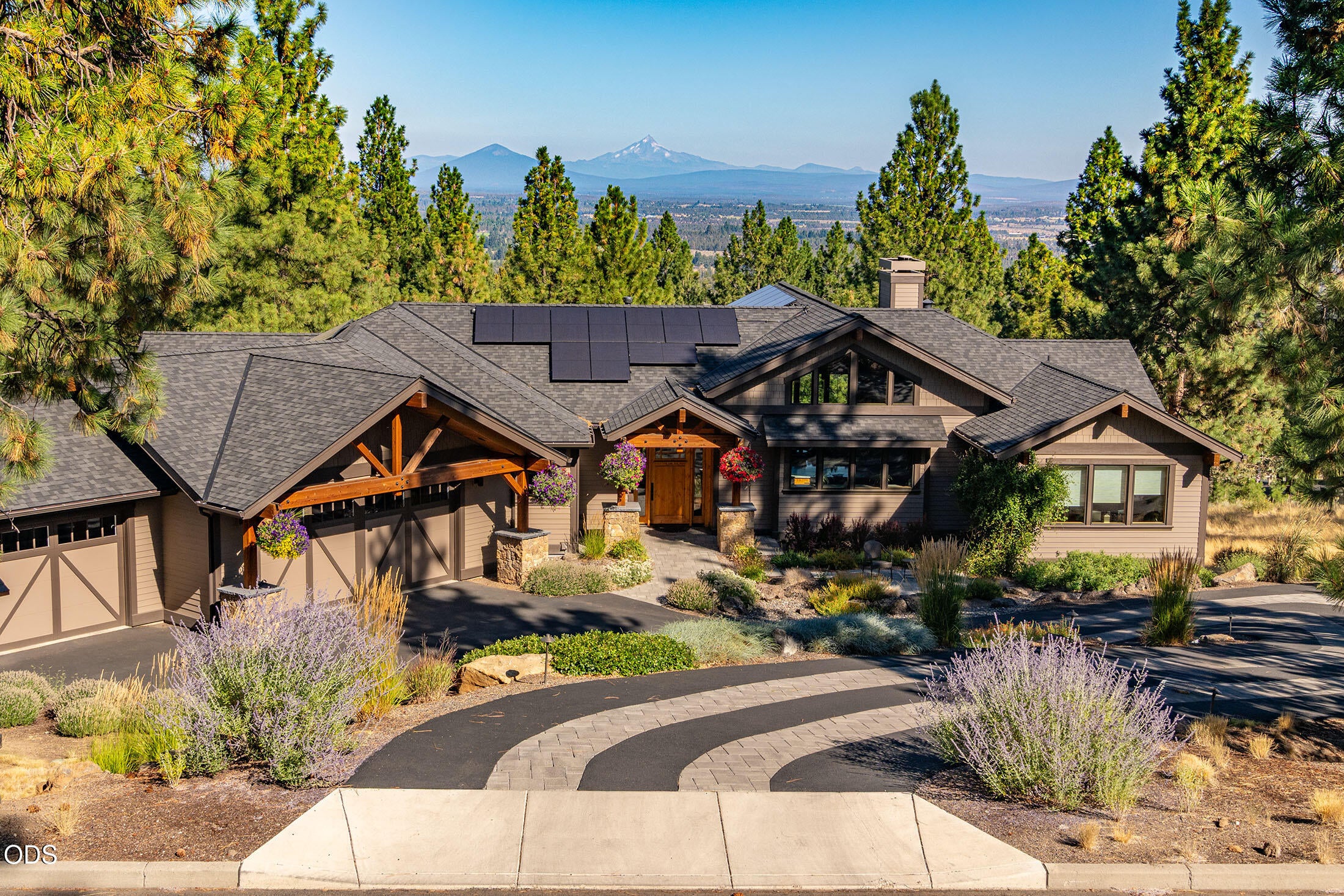 1624 NW Overlook Drive