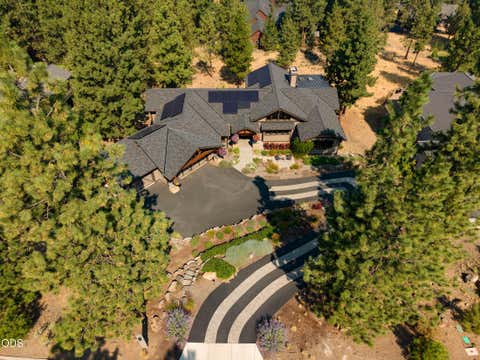 Tiny photo for 1624 NW Overlook Drive, Bend, OR 97703 (MLS # 220227078)