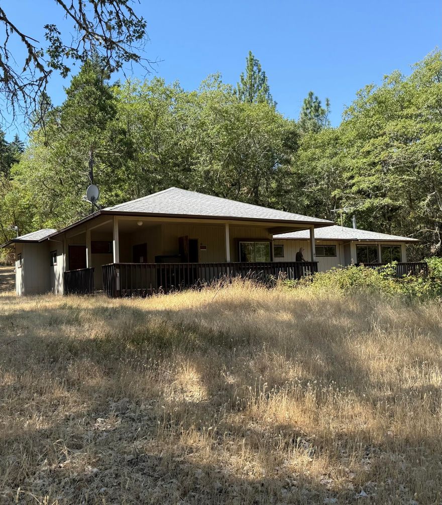 Single level 2004 sq ft, 3 bdm, 2 ba home on 5.99 acres.  House hasn't been lived in for years, but bones seem solid. Really nice wooded land. Well pump, heating system missing. Great opportunity for flip or fix up and move in? Don't miss this opportunity.