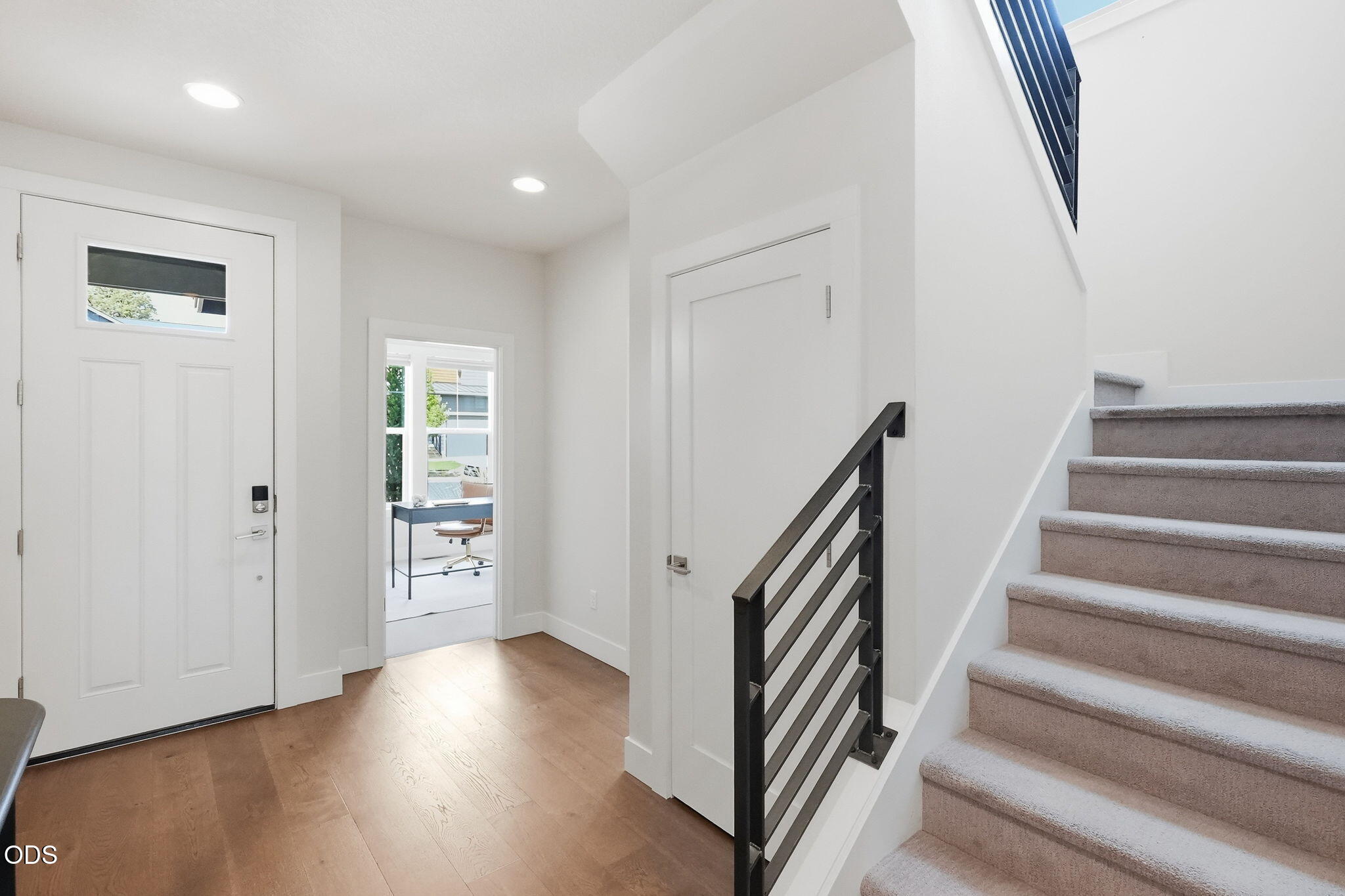 2621 NW Sky Vista Court