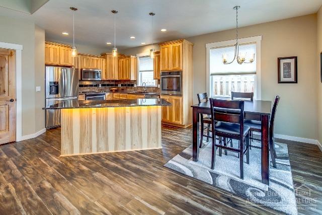 Rimrock Park Place - Residential