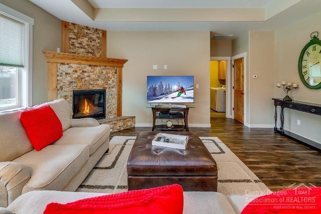 Rimrock Park Place - Residential