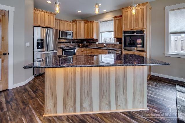 Rimrock Park Place - Residential