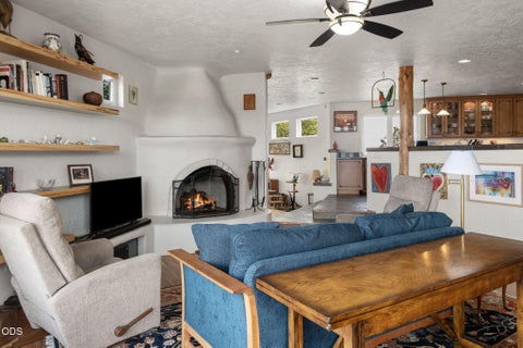 Tiny photo for 61345 Mountain Breezes Court, Bend, OR 97702 (MLS # 220226708)
