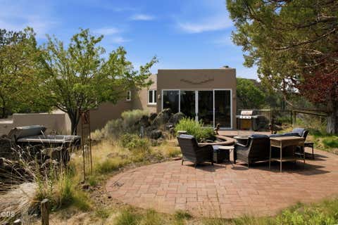 Tiny photo for 61345 Mountain Breezes Court, Bend, OR 97702 (MLS # 220226708)