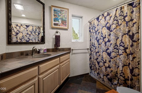 Tiny photo for 61345 Mountain Breezes Court, Bend, OR 97702 (MLS # 220226708)