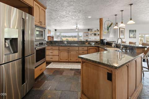 Tiny photo for 61345 Mountain Breezes Court, Bend, OR 97702 (MLS # 220226708)