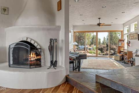 Tiny photo for 61345 Mountain Breezes Court, Bend, OR 97702 (MLS # 220226708)